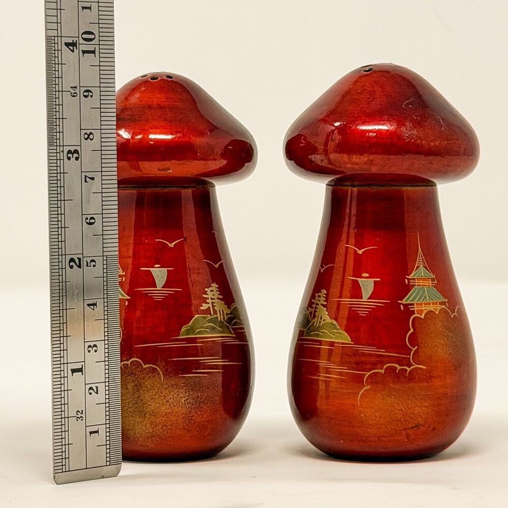 Vintage Japanese Lacquer Mushroom Salt Pepper Shakers Red Gilt Wood - Picture 5 of 5